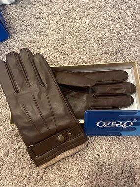Men's Brown Leather Touchscreen Gloves